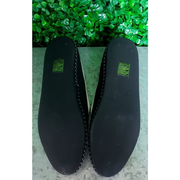 4. J.Crew Canvas venetian loafers - Picture 3 of 4